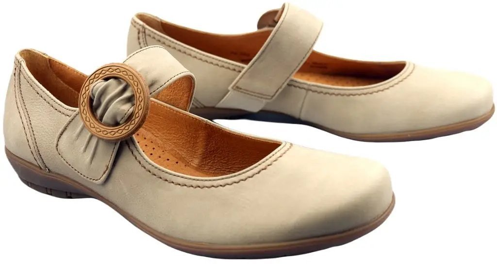 Dames ballerinapump '04.160.13' beige - ChaplinshoesDamesballerinapump '04.160.13' - beigeGabor