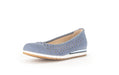 '22.412.26' geperforeerde damesloafer - Blauw - Chaplinshoes'22.412.26' geperforeerde damesloafer - BlauwGabor