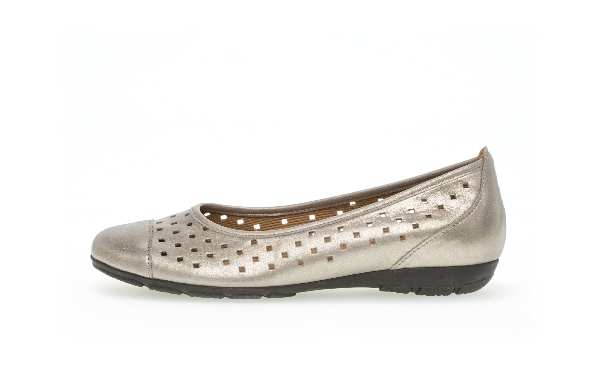 Geperforeerde ballerinapomp dames '24.169.62' - Zilver - ChaplinshoesGeperforeerde damesballerinapump '24.169.62' - SilverGabor