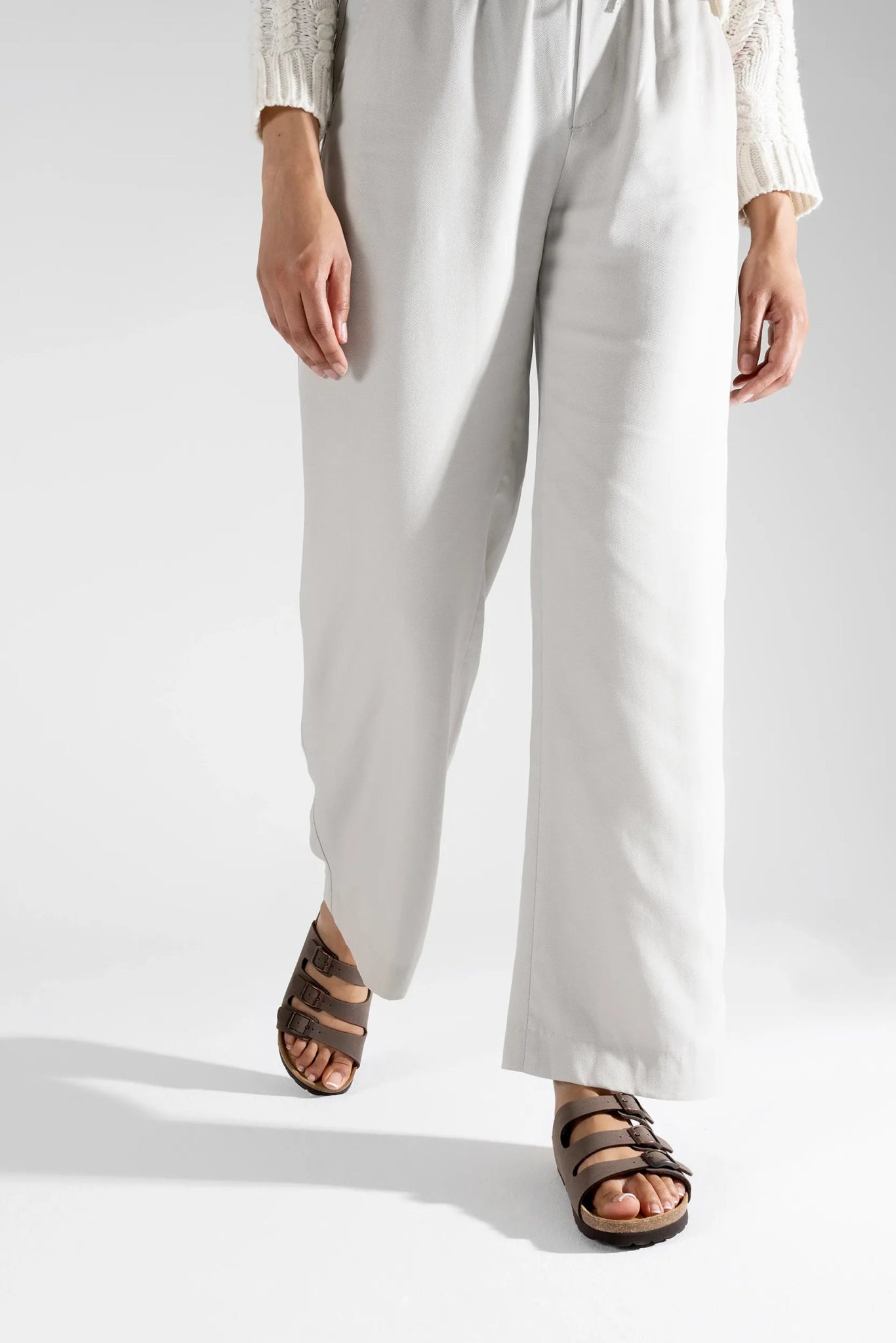 Sandalia tipo chancla para mujer 'Alba' - marrón - ChaplinshoesSandalia tipo chancla para mujer 'Alba' - marrónRohde