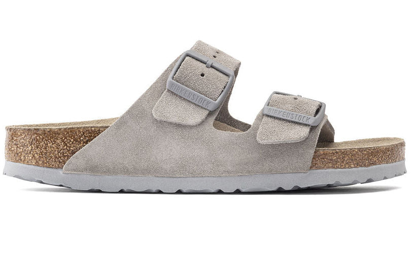 Sandalia tipo chancla para mujer 'Arizona BS' - Gris - ChaplinshoesSandalia tipo chancla para mujer 'Arizona BS' - GrisBirkenstock