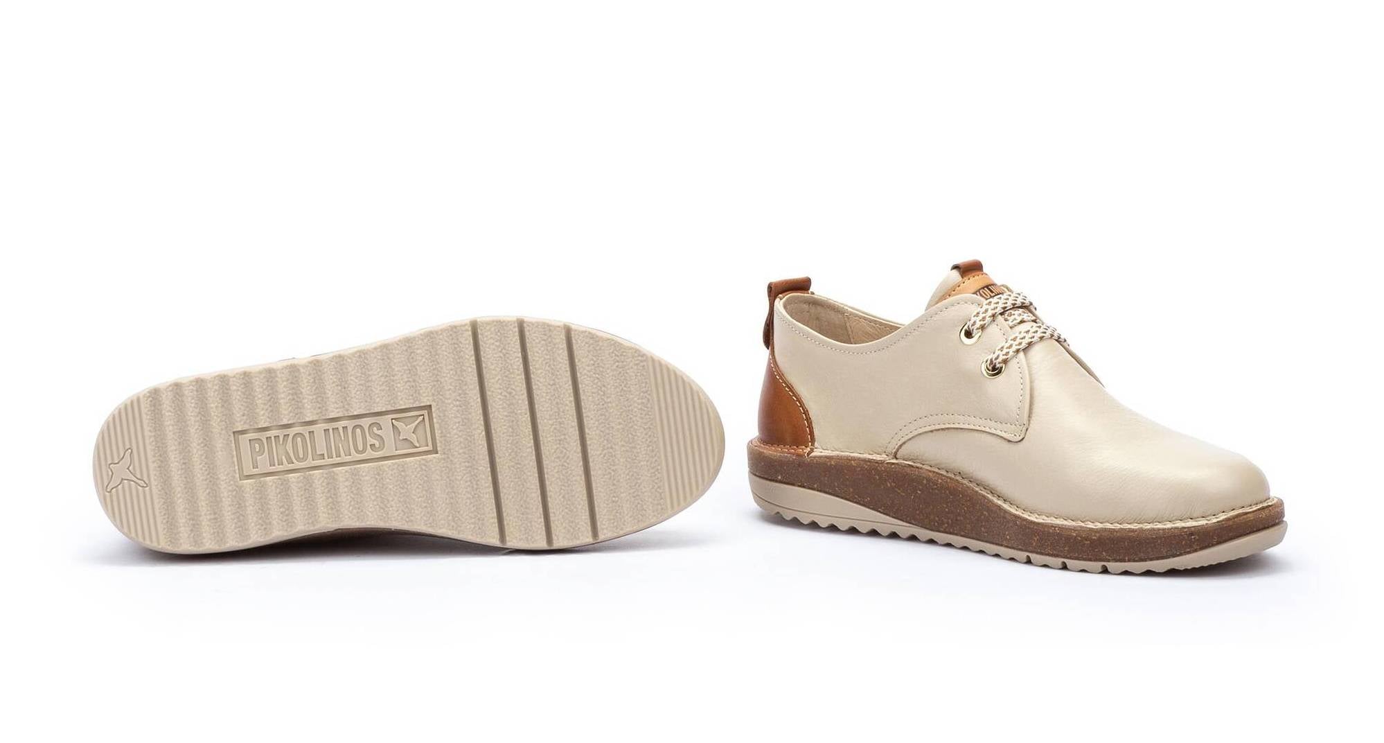 'Baza' dames veterschoen - Gebroken wit - Chaplinshoes'Baza' dames veterschoen - Gebroken wit Pikolinos