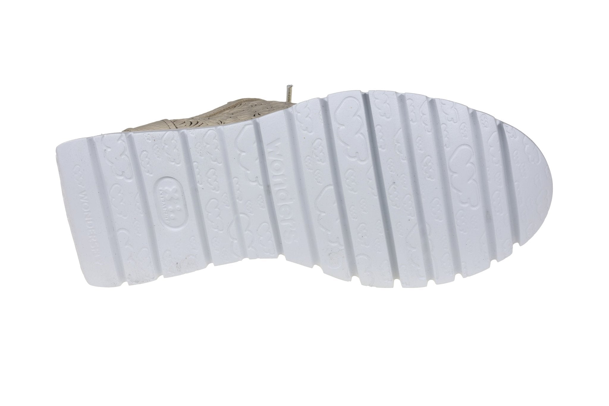 Sneaker estiva traforata da donna 'Cairo' - Beige - ChaplinshoesSneaker estiva traforata da donna 'Cairo' - BeigeWonders