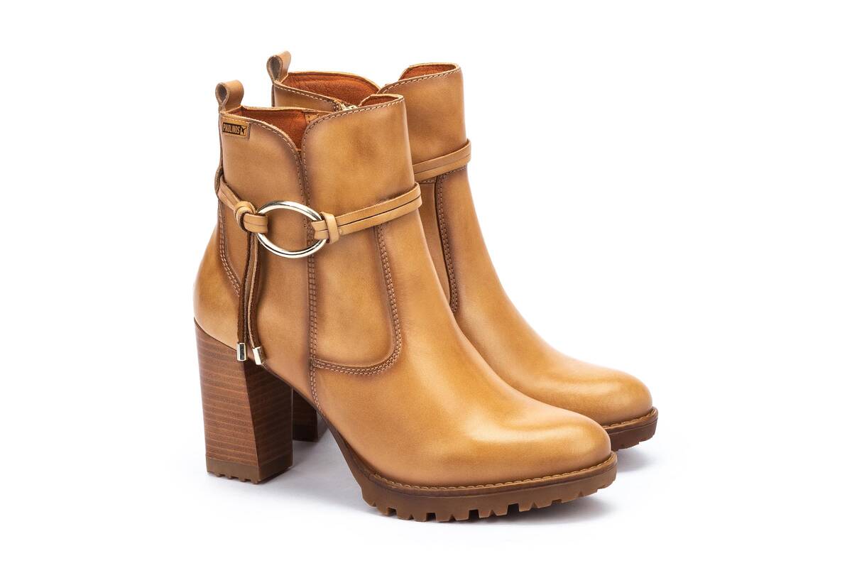 'Connelly' women's ankle boot - almond brown - Chaplinshoes'Connelly' women's ankle boot - almond brownPikolinos