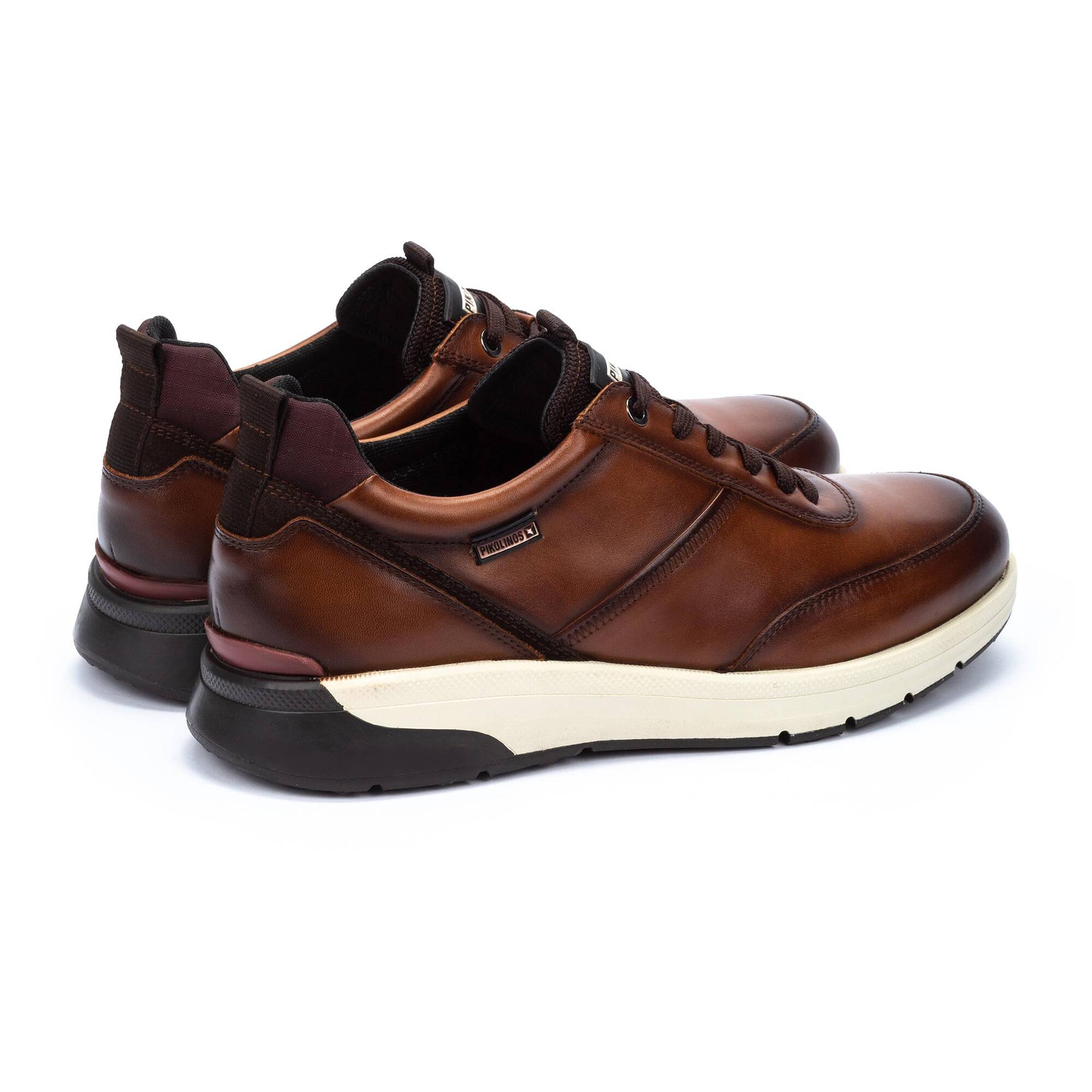 'Cordoba' heren sneaker met veters - Bruine cuero - Chaplinshoes'Cordoba' heren sneaker met veters - Bruine cueroPikolinos