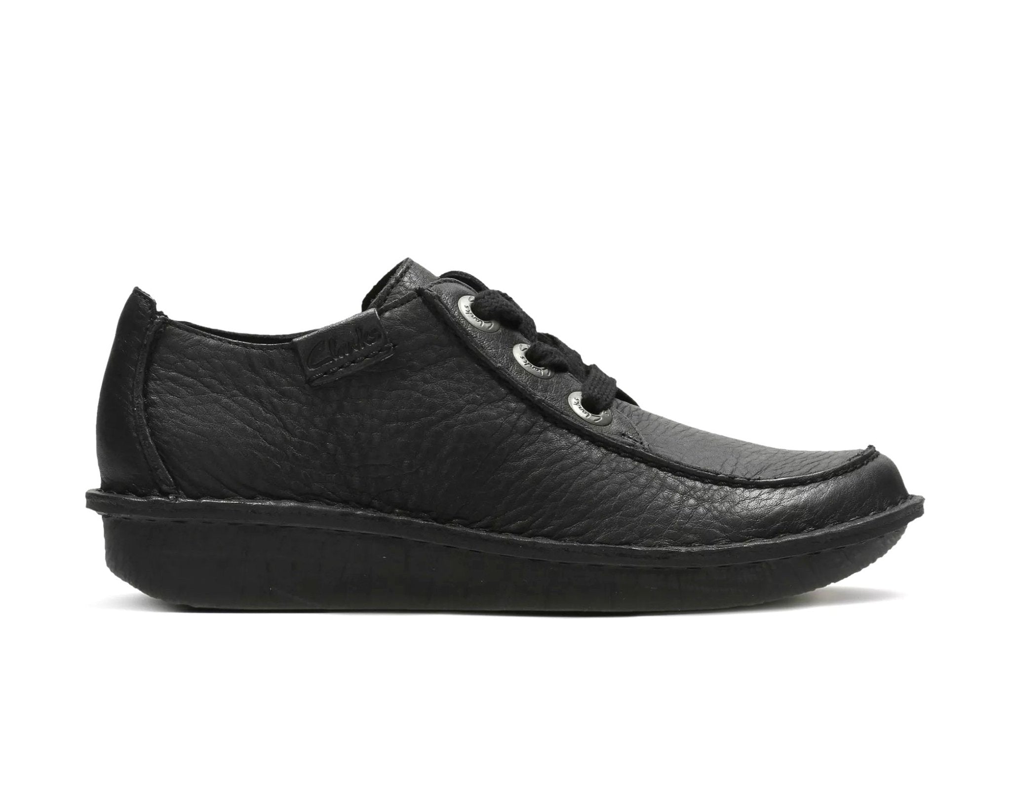 'Funny Dream' women's wide fit lace - up shoe - Black - Chaplinshoes'Funny Dream' women's wide fit lace - up shoe - BlackClarks