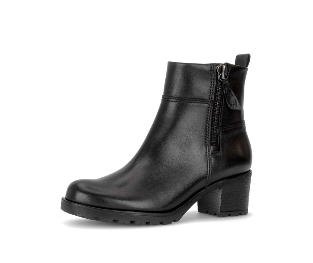 '8032.01.004' women's ankle boots - black
