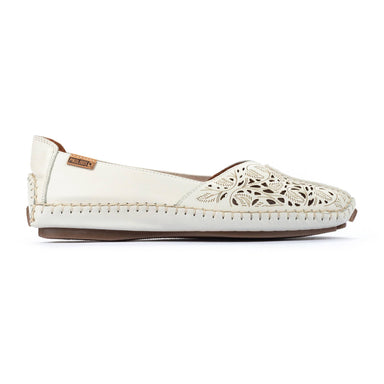'Jerez' women's perforated loafer - Off white - Chaplinshoes'Jerez' women's perforated loafer - Off whitePikolinos