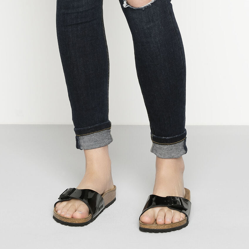 Damesslipper 'Madrid BS' - zwart lak - ChaplinshoesDamessandaal 'Madrid BS' - zwart lakBirkenstock