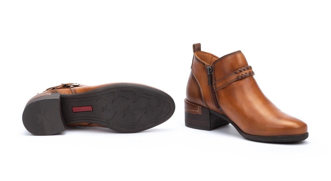 Dameslaars 'Malaga' - Bruin - ChaplinshoesDameslaars 'Malaga' - BruinPikolinos