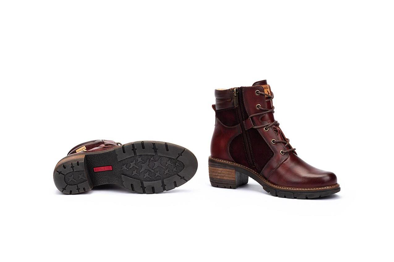 Damenstiefel 'San Sebastia' mit Schnürverschluss und Reißverschluss – Rot