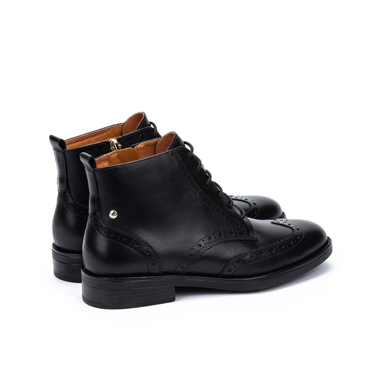 'Puertollano' women's ankle boot - Black