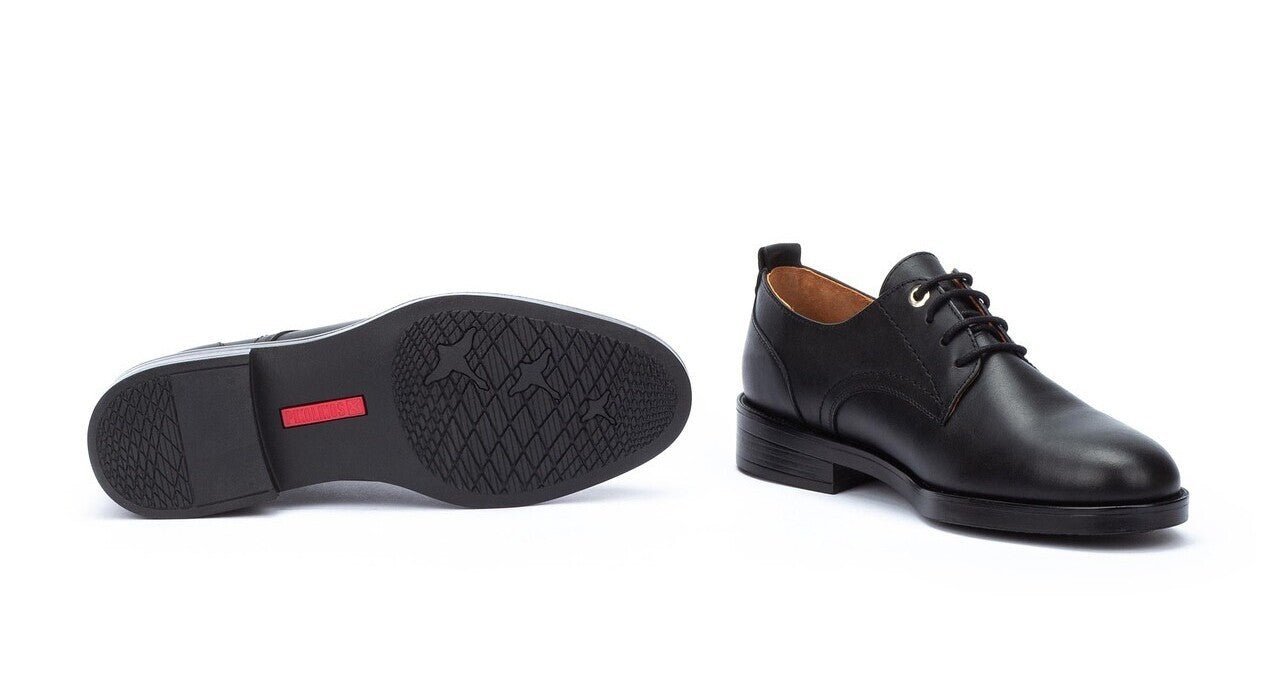 'Puertollano' women's lace - up derby shoe - black - Chaplinshoes'Puertollano' women's lace - up derby shoe - blackPikolinos