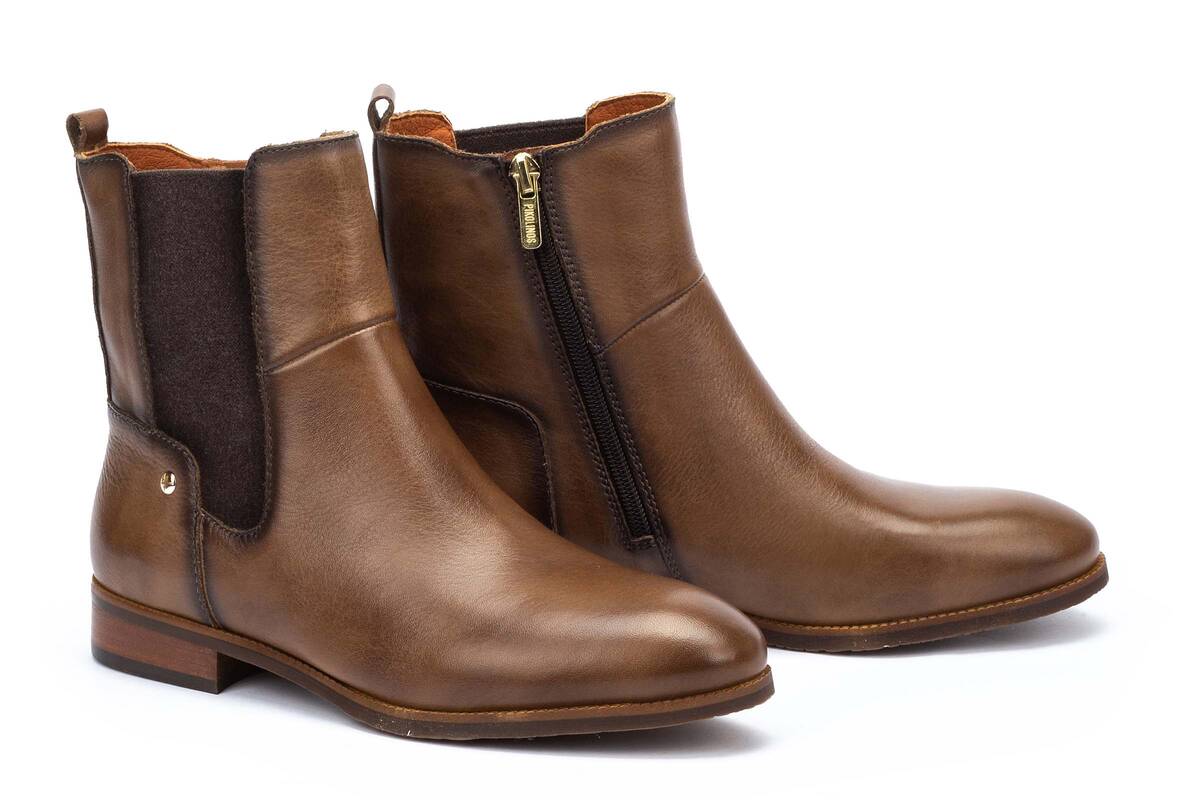 'Royal' women's ankle boot - Olive green - Chaplinshoes'Royal' women's ankle boot - Olive greenPikolinos