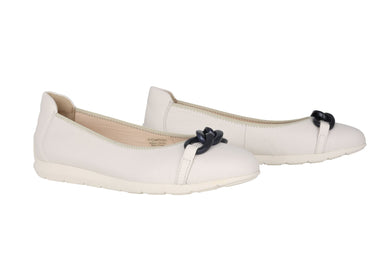 'Sardinia' women's ballerina pump - Off white - Chaplinshoes'Sardinia' women's ballerina pump - Off whiteAra