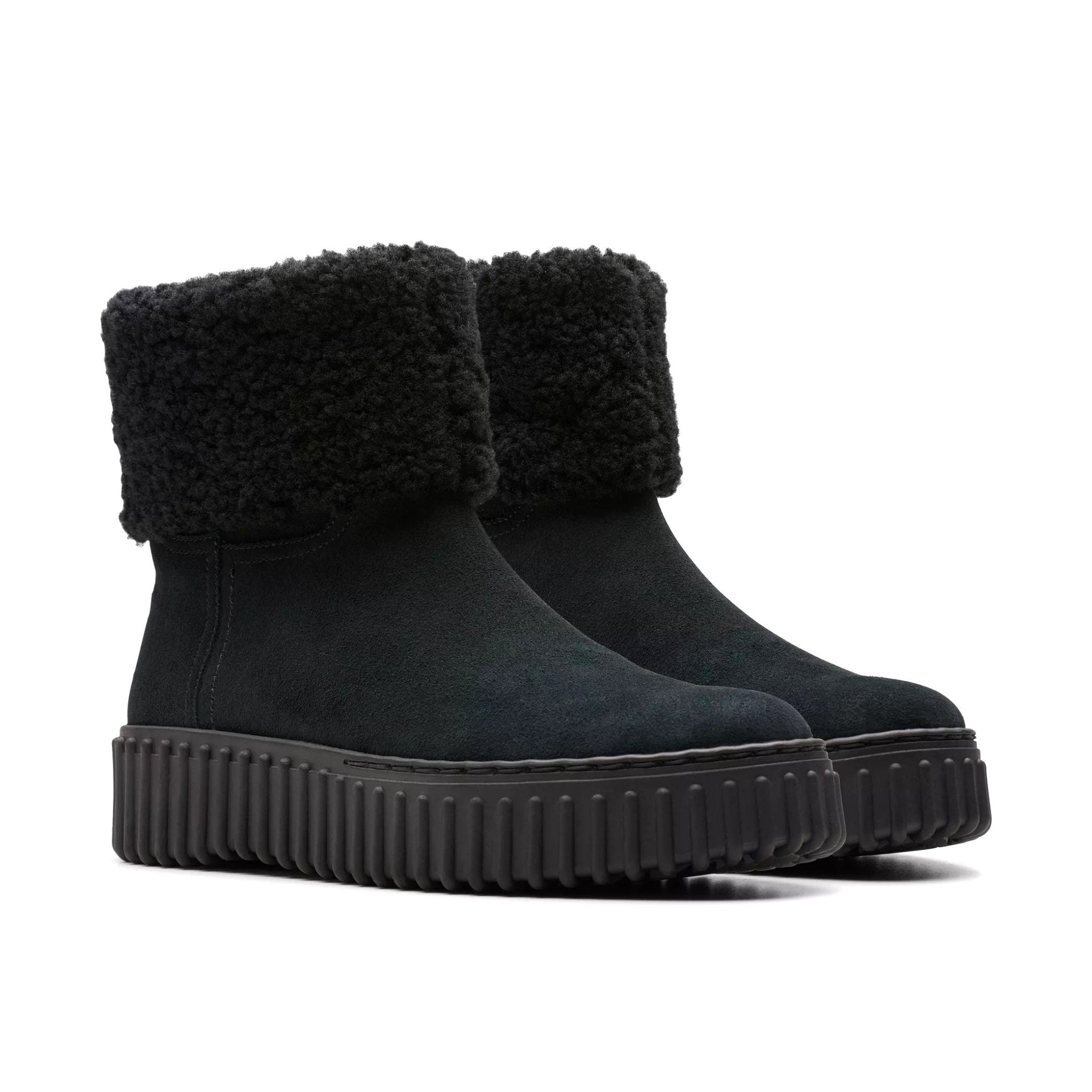 'Torhill Turn' women's warmlined boot - Black - Chaplinshoes'Torhill Turn' women's warmlined boot - BlackClarks