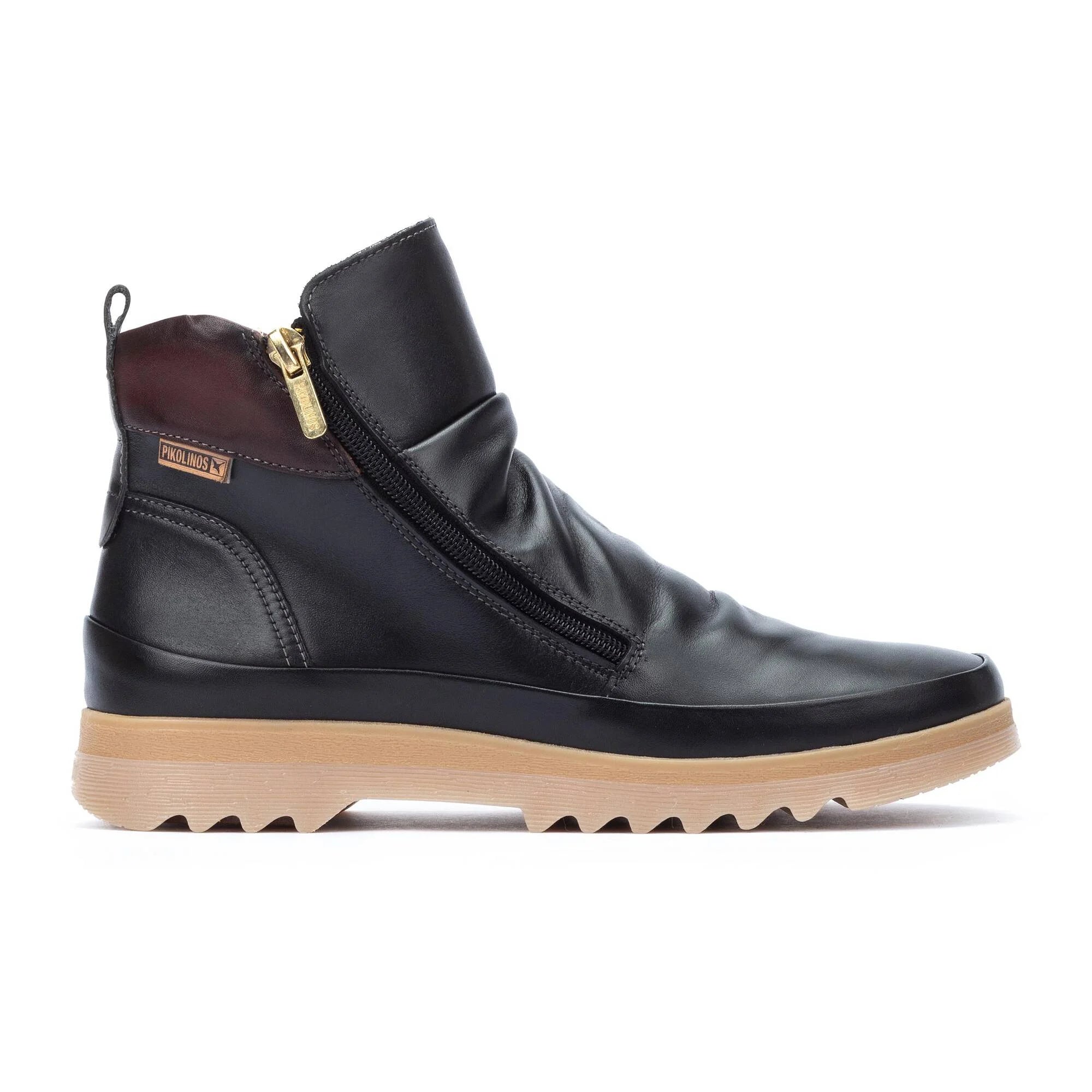 Bota de mujer 'Vigo' - Negro - ChaplinshoesBota de mujer 'Vigo' - NegroPikolinos