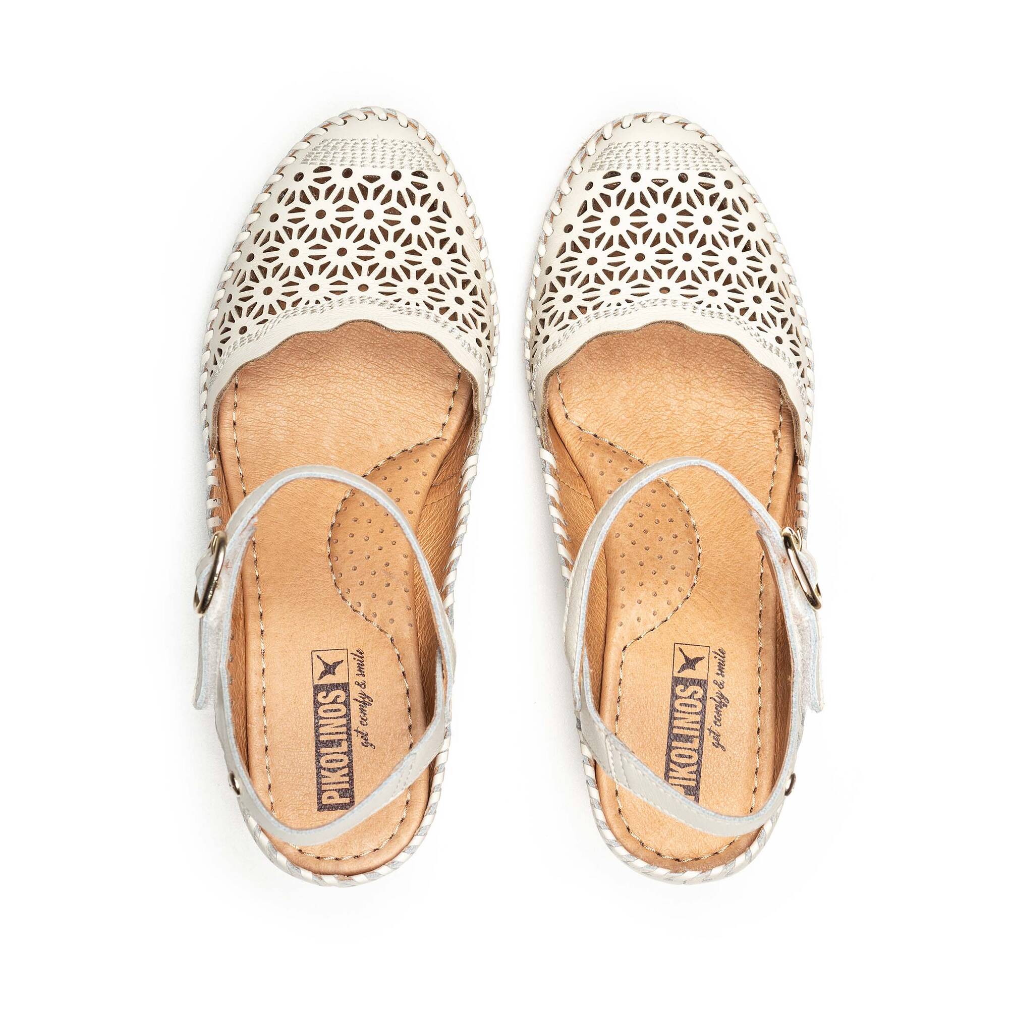 Damessandaal met sleehak 'Vila' - Gebroken wit - ChaplinshoesDamessandaal met sleehak 'Vila' - Gebroken witPikolinos