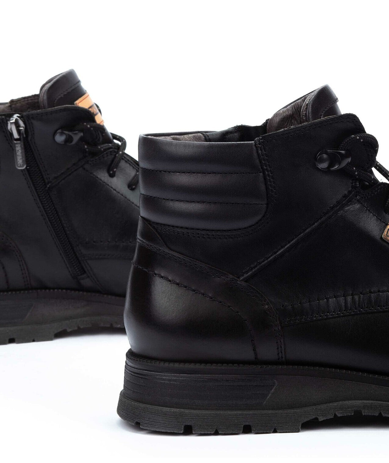 'Zamora' men's ankle boot - Black - Chaplinshoes'Zamora' men's ankle boot - BlackPikolinos